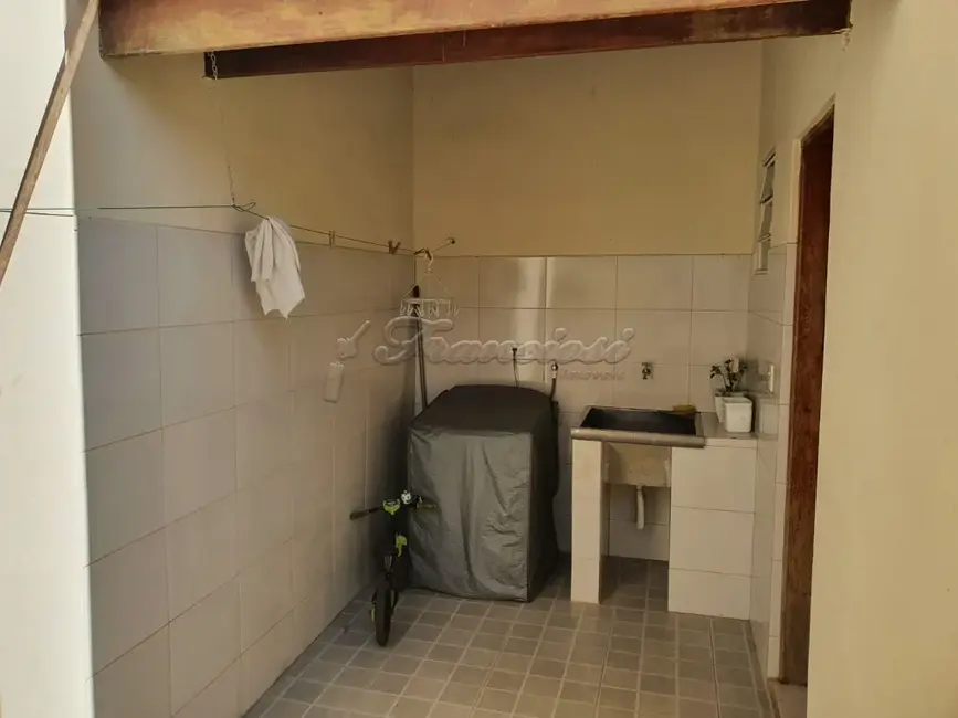 Casa com 3 quartos à venda, 129m2 em Vila Monteiro, Itapetininga - SP - imagem 6 Foto 6 de Casa com 3 quartos à venda, 129m2 em Vila Monteiro, Itapetininga - SP