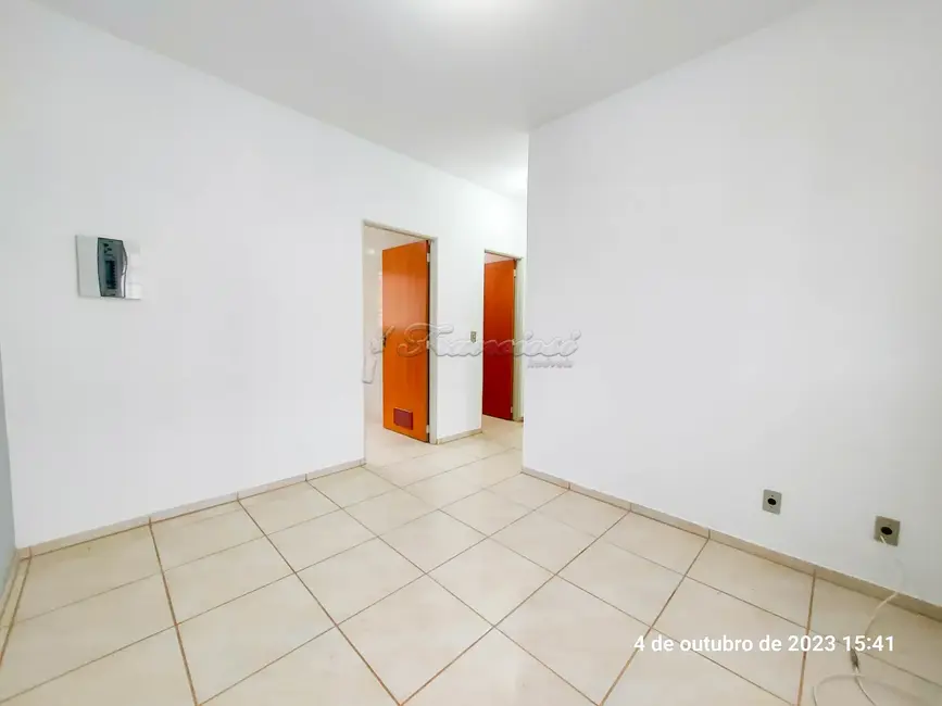 Foto 2 de Apartamento com 2 quartos à venda, 44m2 em Vila Popular, Itapetininga - SP