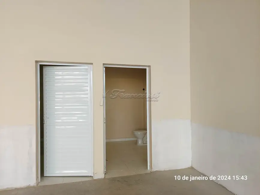 Sala Comercial para alugar, 670m2 em Itapetininga - SP - imagem 7 Foto 7 de Sala Comercial para alugar, 670m2 em Itapetininga - SP