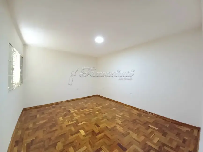 Casa com 2 quartos à venda, 125m2 em Vila Rio Branco, Itapetininga - SP - imagem 6 Foto 6 de Casa com 2 quartos à venda, 125m2 em Vila Rio Branco, Itapetininga - SP