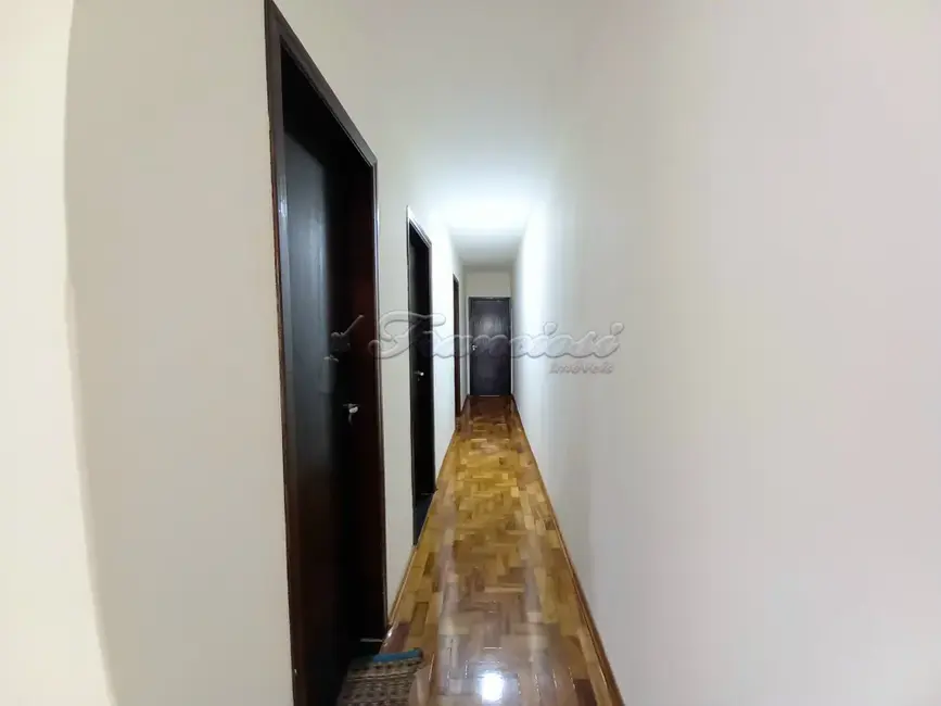 Casa com 2 quartos à venda, 125m2 em Vila Rio Branco, Itapetininga - SP - imagem 3 Foto 3 de Casa com 2 quartos à venda, 125m2 em Vila Rio Branco, Itapetininga - SP