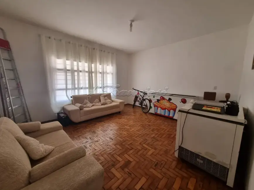 Foto 1 de Casa com 3 quartos à venda, 679m2 em Vila Alves, Itapetininga - SP