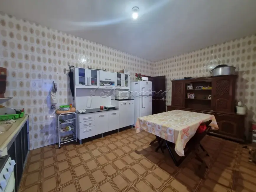 Foto 2 de Casa com 3 quartos à venda, 679m2 em Vila Alves, Itapetininga - SP