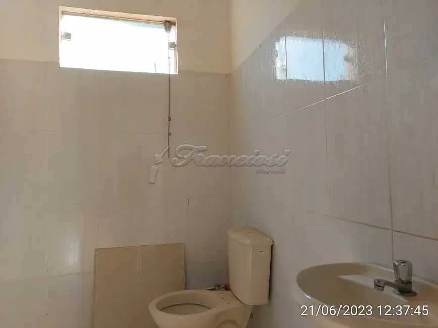 Sala Comercial para alugar, 300m2 em Retiro Santana, Itapetininga - SP - imagem 3 Foto 3 de Sala Comercial para alugar, 300m2 em Retiro Santana, Itapetininga - SP