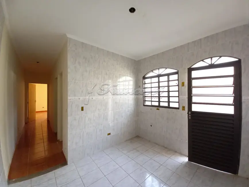 Foto 3 de Casa com 2 quartos à venda, 150m2 em Jardim Fogaça, Itapetininga - SP