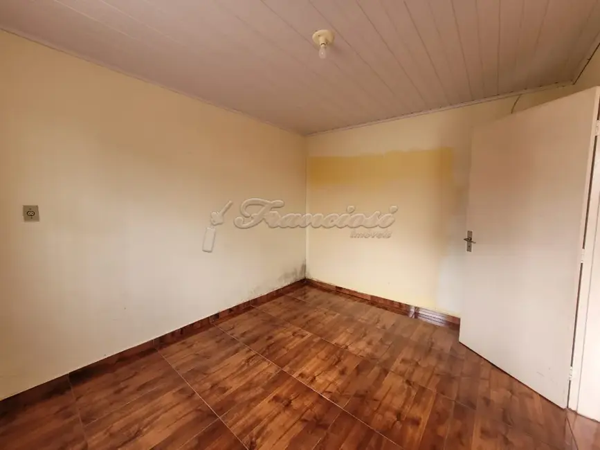 Foto 6 de Casa com 2 quartos à venda, 370m2 em Vila Orestes, Itapetininga - SP