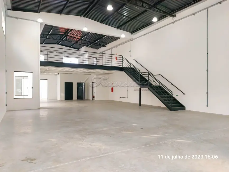 Foto 2 de Prédio Inteiro para alugar, 350m2 em Centro, Itapetininga - SP