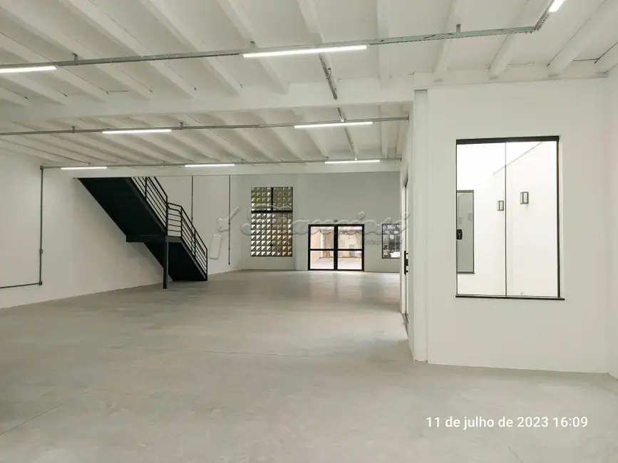Foto 8 de Prédio Inteiro para alugar, 350m2 em Centro, Itapetininga - SP