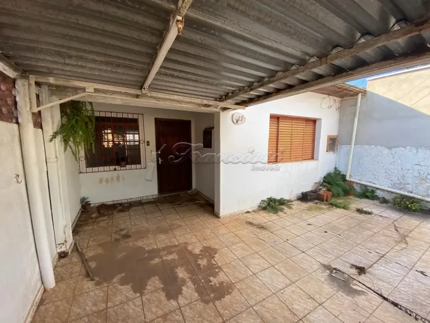 Foto 1 de Casa com 2 quartos à venda, 155m2 em Centro, Itapetininga - SP