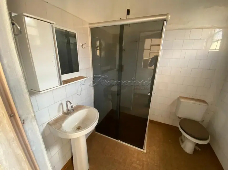 Casa com 2 quartos à venda, 155m2 em Centro, Itapetininga - SP - imagem 7 Foto 7 de Casa com 2 quartos à venda, 155m2 em Centro, Itapetininga - SP