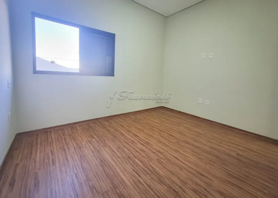 Casa de Condomínio com 3 quartos à venda, 188m2 em Vila Progresso, Itapetininga - SP - imagem 5 Foto 5 de Casa de Condomínio com 3 quartos à venda, 188m2 em Vila Progresso, Itapetininga - SP