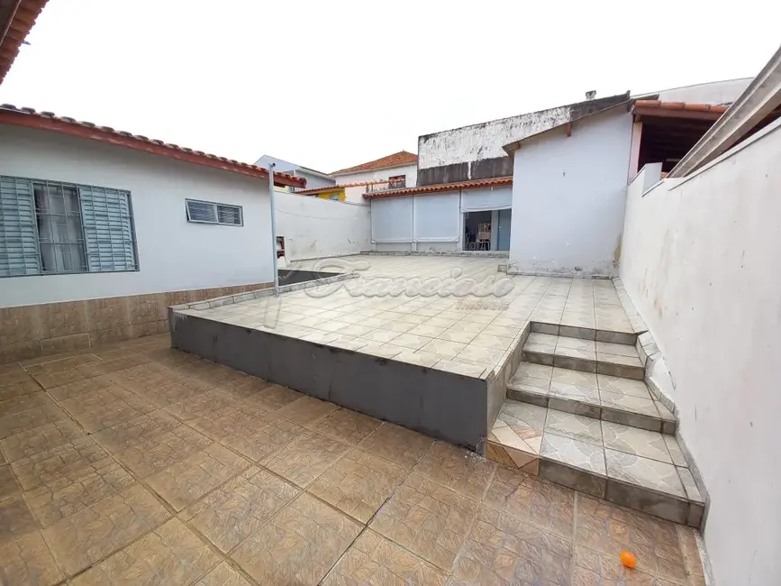 Casa com 2 quartos à venda, 318m2 em Jardim Itália, Itapetininga - SP - imagem 8 Foto 8 de Casa com 2 quartos à venda, 318m2 em Jardim Itália, Itapetininga - SP