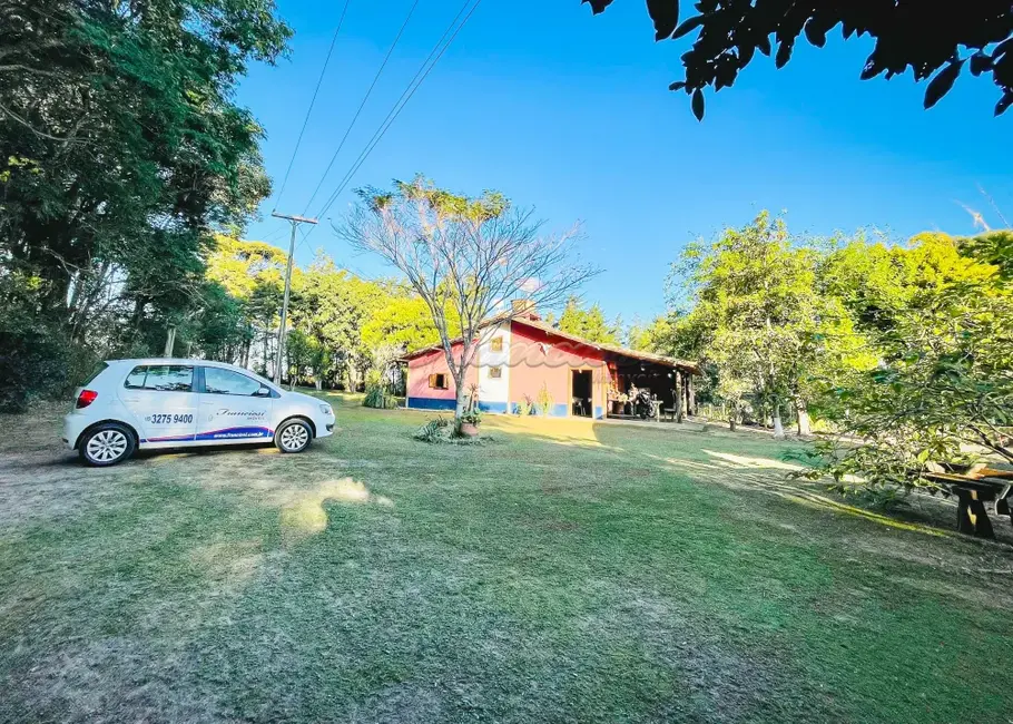 Foto 1 de Fazenda / Haras à venda, 15000m2 em Sarapui - SP