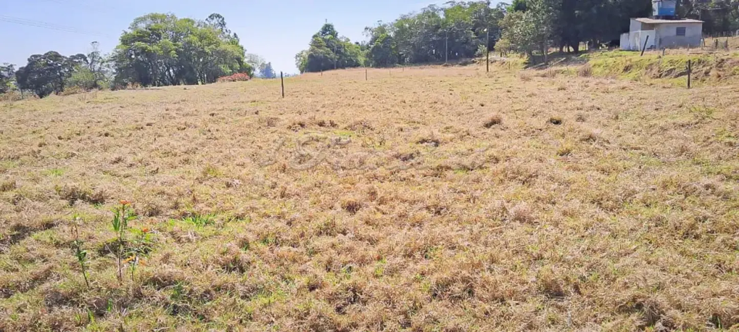 Fazenda / Haras à venda, 2309m2 em Sarapui - SP - imagem 2 Foto 2 de Fazenda / Haras à venda, 2309m2 em Sarapui - SP