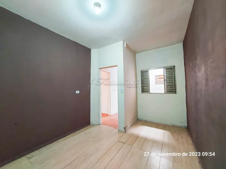 Foto 5 de Casa com 3 quartos à venda, 300m2 em Vila Rio Branco, Itapetininga - SP