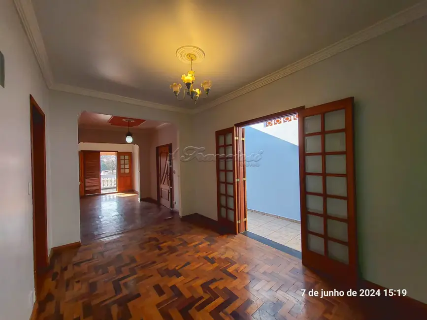 Casa com 3 quartos para alugar, 292m2 em Vila Nova Itapetininga, Itapetininga - SP - imagem 3 Foto 3 de Casa com 3 quartos para alugar, 292m2 em Vila Nova Itapetininga, Itapetininga - SP