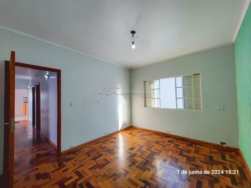 Casa com 3 quartos para alugar, 292m2 em Vila Nova Itapetininga, Itapetininga - SP - imagem 7 Foto 7 de Casa com 3 quartos para alugar, 292m2 em Vila Nova Itapetininga, Itapetininga - SP