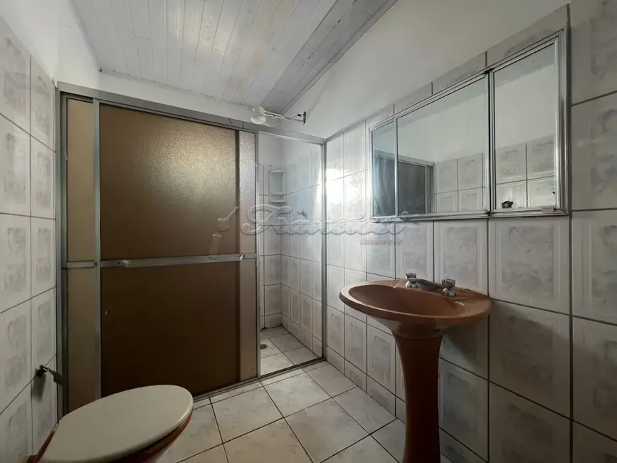 Casa com 5 quartos à venda, 200m2 em Vila Aurora, Itapetininga - SP - imagem 5 Foto 5 de Casa com 5 quartos à venda, 200m2 em Vila Aurora, Itapetininga - SP