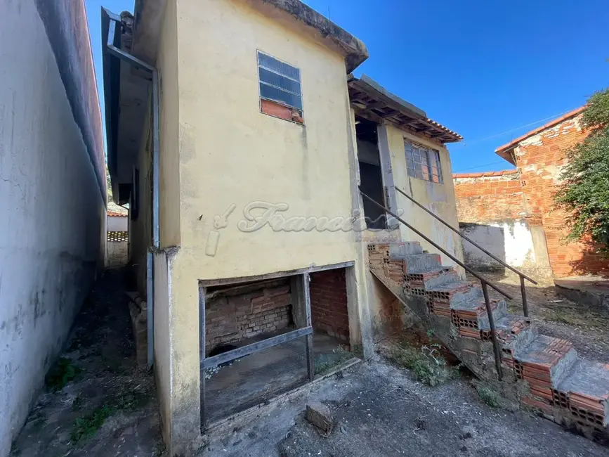 Casa com 3 quartos à venda, 300m2 em Vila Santana, Itapetininga - SP - imagem 9 Foto 9 de Casa com 3 quartos à venda, 300m2 em Vila Santana, Itapetininga - SP