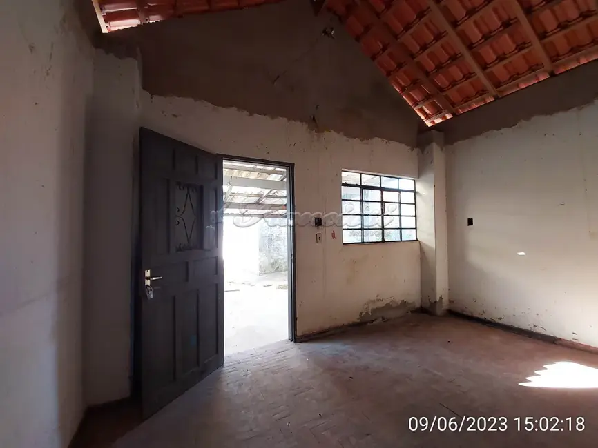 Casa com 2 quartos à venda, 315m2 em Vila Rio Branco, Itapetininga - SP - imagem 6 Foto 6 de Casa com 2 quartos à venda, 315m2 em Vila Rio Branco, Itapetininga - SP