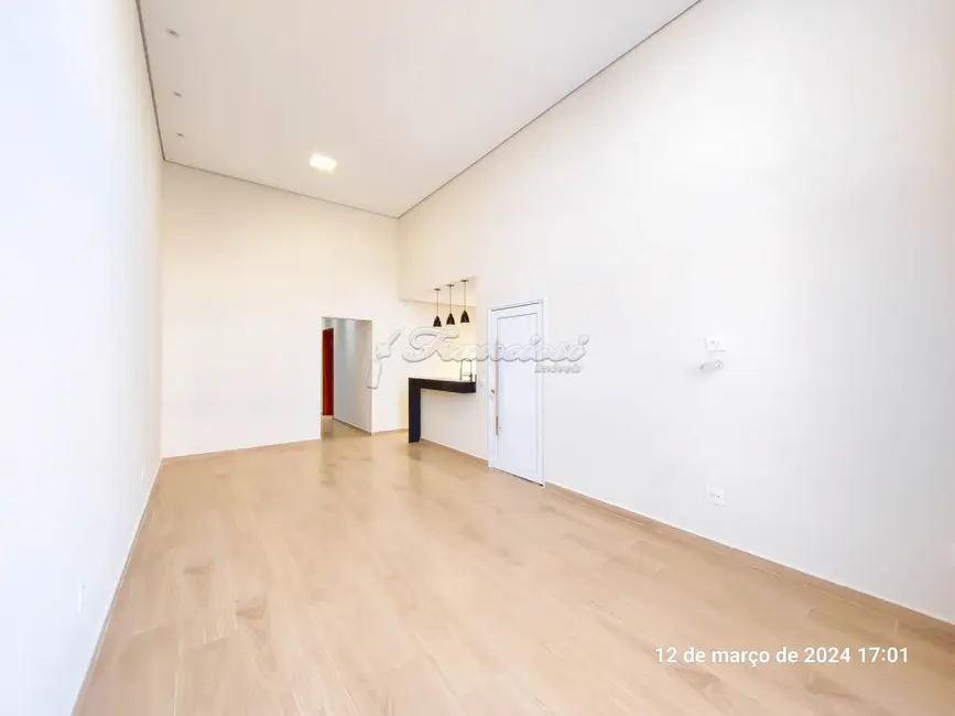 Foto 3 de Casa de Condomínio com 3 quartos à venda, 188m2 em Jardim Marabá, Itapetininga - SP