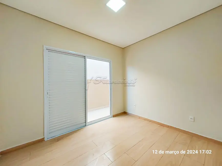 Foto 8 de Casa de Condomínio com 3 quartos à venda, 188m2 em Jardim Marabá, Itapetininga - SP