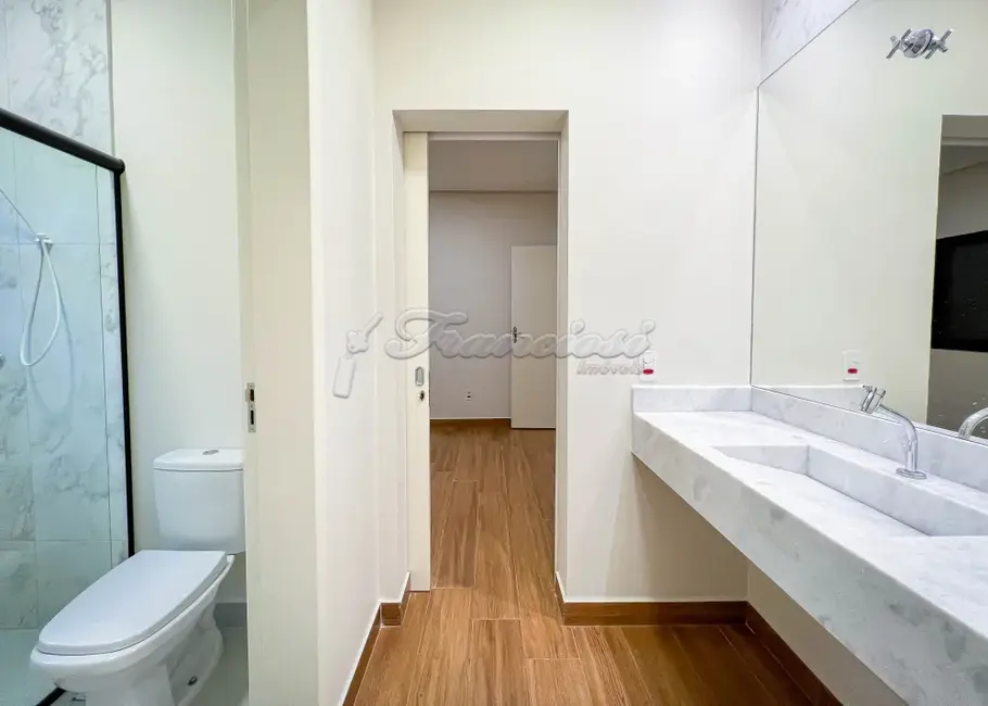 Casa de Condomínio com 3 quartos à venda, 300m2 em Terras de Santo Antônio, Itapetininga - SP - imagem 5 Foto 5 de Casa de Condomínio com 3 quartos à venda, 300m2 em Terras de Santo Antônio, Itapetininga - SP