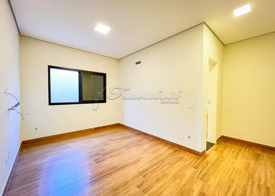 Foto 9 de Casa de Condomínio com 3 quartos à venda, 300m2 em Terras de Santo Antônio, Itapetininga - SP