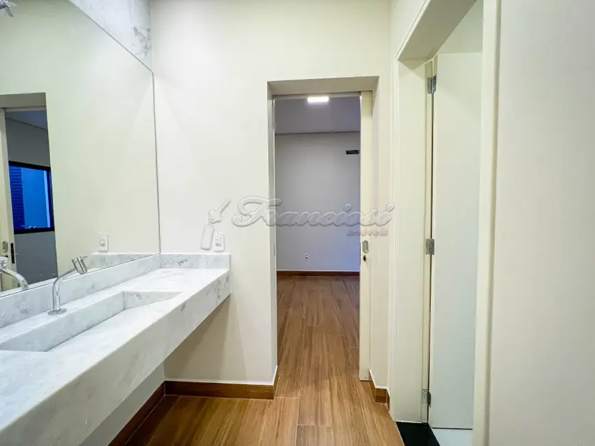 Casa de Condomínio com 3 quartos à venda, 300m2 em Terras de Santo Antônio, Itapetininga - SP - imagem 7 Foto 7 de Casa de Condomínio com 3 quartos à venda, 300m2 em Terras de Santo Antônio, Itapetininga - SP