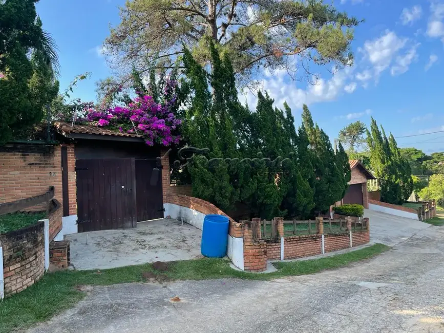 Foto 1 de Fazenda / Haras com 6 quartos à venda, 1080m2 em Sarapui - SP