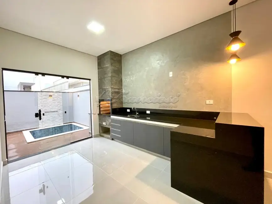 Casa de Condomínio com 3 quartos à venda, 173m2 em Jardim Marabá, Itapetininga - SP - imagem 3 Foto 3 de Casa de Condomínio com 3 quartos à venda, 173m2 em Jardim Marabá, Itapetininga - SP