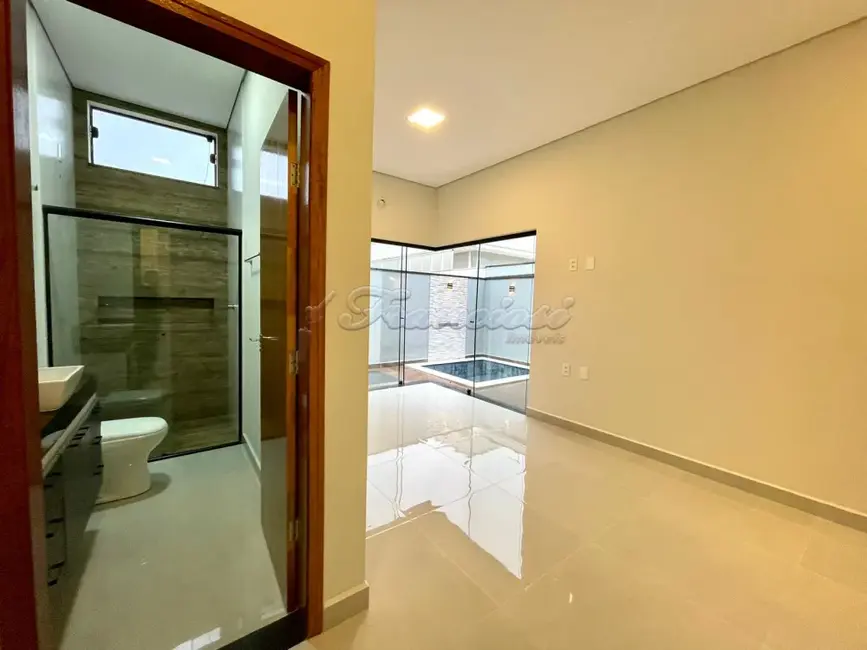 Casa de Condomínio com 3 quartos à venda, 173m2 em Jardim Marabá, Itapetininga - SP - imagem 6 Foto 6 de Casa de Condomínio com 3 quartos à venda, 173m2 em Jardim Marabá, Itapetininga - SP