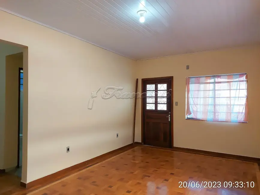 Casa com 3 quartos para alugar, 143m2 em Vila Rosa, Itapetininga - SP - imagem 1 Foto 1 de Casa com 3 quartos para alugar, 143m2 em Vila Rosa, Itapetininga - SP