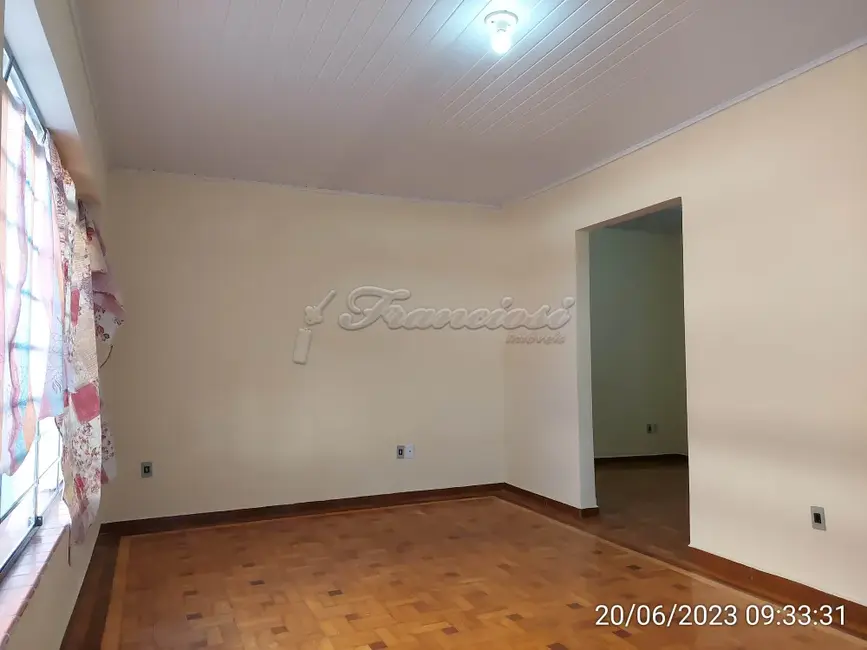 Casa com 3 quartos para alugar, 143m2 em Vila Rosa, Itapetininga - SP - imagem 2 Foto 2 de Casa com 3 quartos para alugar, 143m2 em Vila Rosa, Itapetininga - SP