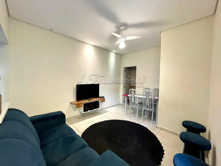Foto 5 de Casa com 6 quartos à venda, 210m2 em Parque São Bento, Itapetininga - SP