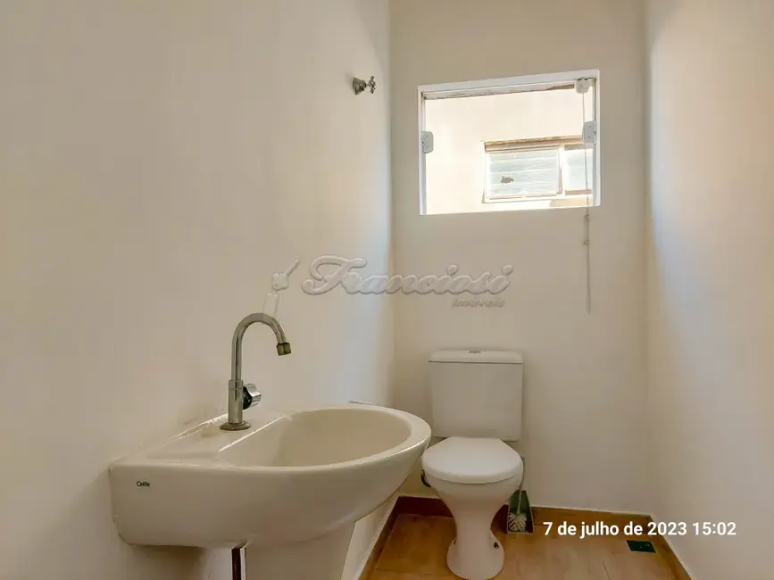 Prédio Inteiro para alugar, 30m2 em Centro, Itapetininga - SP - imagem 4 Foto 4 de Prédio Inteiro para alugar, 30m2 em Centro, Itapetininga - SP