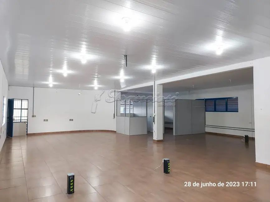 Foto 9 de Sala Comercial para alugar, 748m2 em Jardim Marabá, Itapetininga - SP