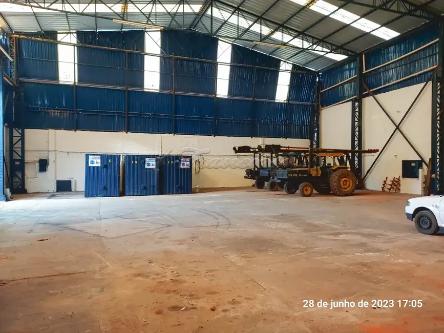 Foto 3 de Sala Comercial para alugar, 748m2 em Jardim Marabá, Itapetininga - SP