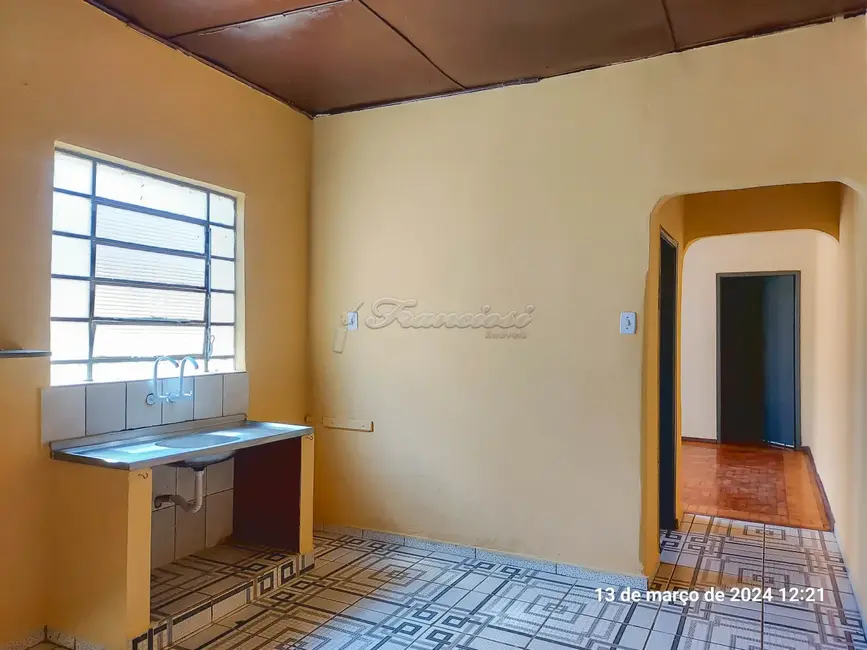 Foto 5 de Casa com 2 quartos para alugar, 97m2 em Vila Nova, Itapetininga - SP