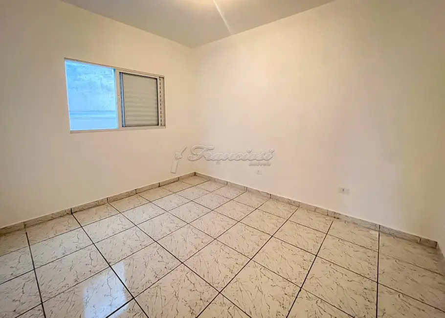 Casa com 2 quartos à venda, 125m2 em Jardim Monte Santo, Itapetininga - SP - imagem 4 Foto 4 de Casa com 2 quartos à venda, 125m2 em Jardim Monte Santo, Itapetininga - SP