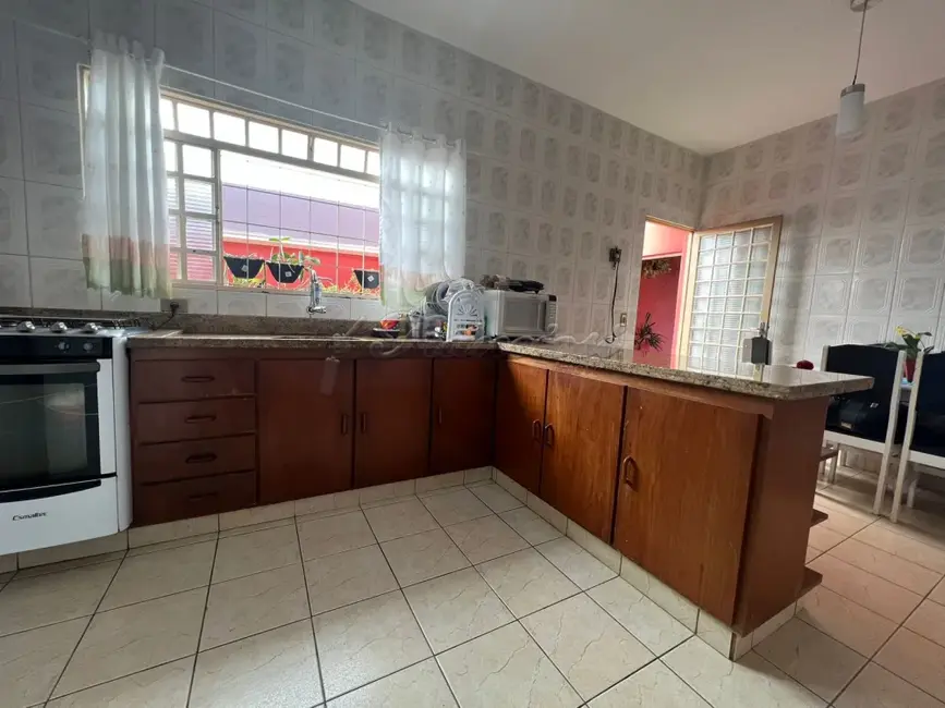Foto 4 de Casa com 3 quartos à venda, 150m2 em Itapetininga - SP