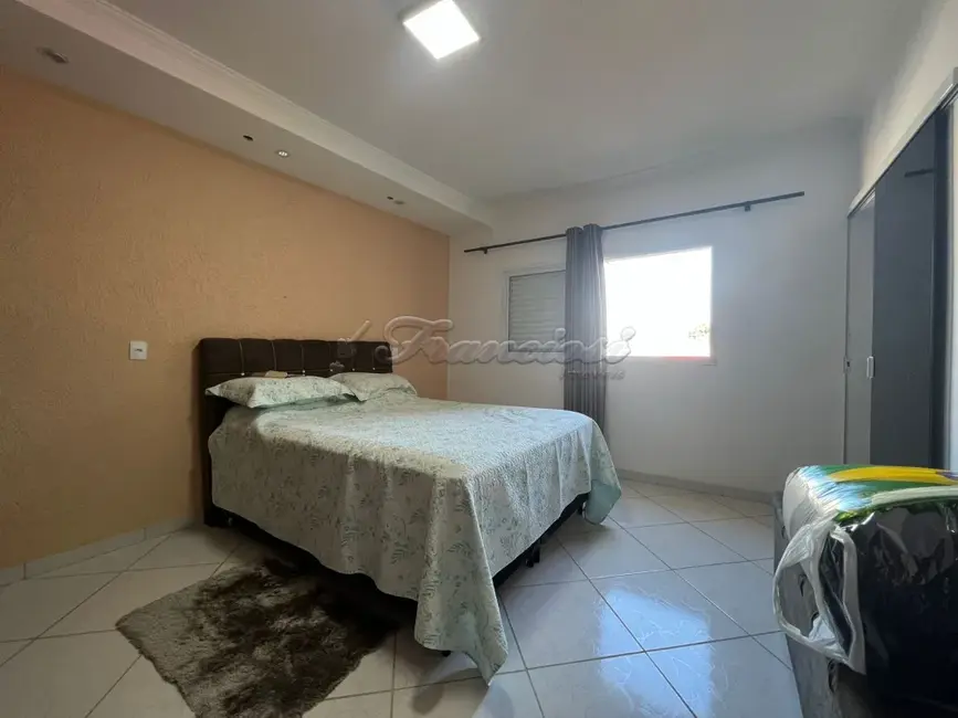 Foto 9 de Casa com 3 quartos à venda, 150m2 em Itapetininga - SP