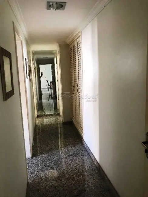 Foto 9 de Apartamento com 3 quartos à venda, 200m2 em Guaruja - SP
