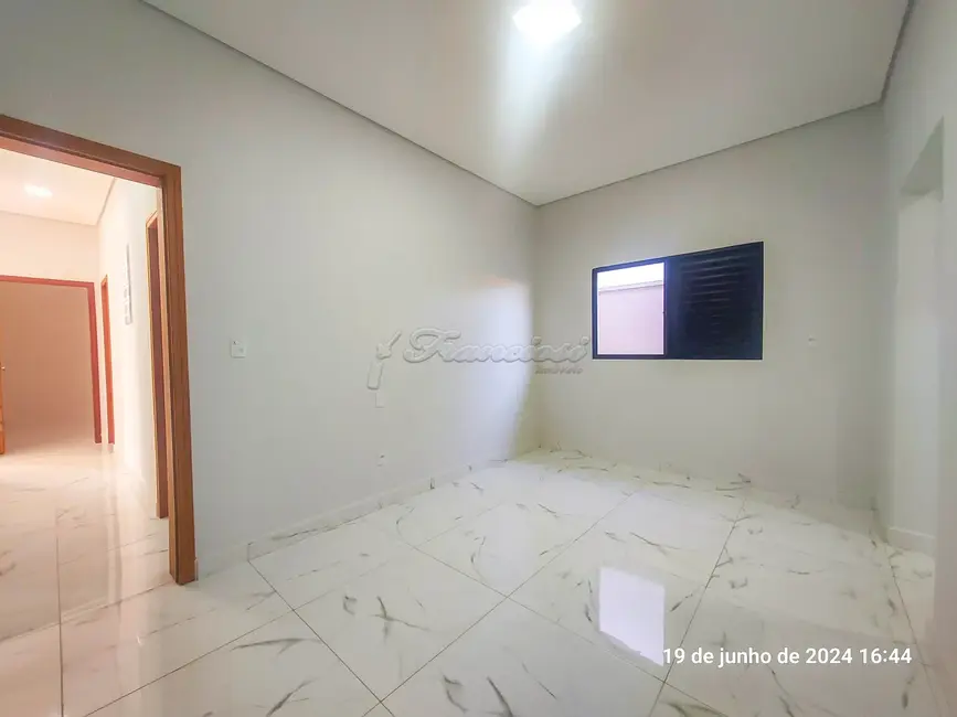 Casa de Condomínio com 3 quartos à venda, 300m2 em Terras de Santo Antônio, Itapetininga - SP - imagem 8 Foto 8 de Casa de Condomínio com 3 quartos à venda, 300m2 em Terras de Santo Antônio, Itapetininga - SP