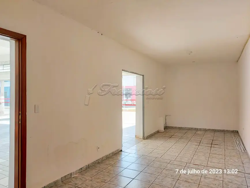 Prédio Inteiro para alugar, 450m2 em Centro, Itapetininga - SP - imagem 4 Foto 4 de Prédio Inteiro para alugar, 450m2 em Centro, Itapetininga - SP