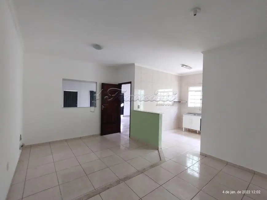 Foto 1 de Casa com 2 quartos à venda, 119m2 em Itapetininga - SP