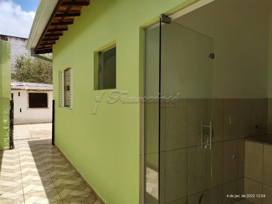 Casa com 2 quartos à venda, 119m2 em Itapetininga - SP - imagem 8 Foto 8 de Casa com 2 quartos à venda, 119m2 em Itapetininga - SP