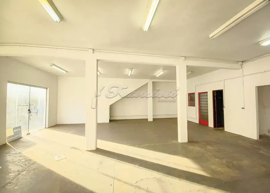 Foto 3 de Casa com 3 quartos à venda, 113m2 em Centro, Itapetininga - SP