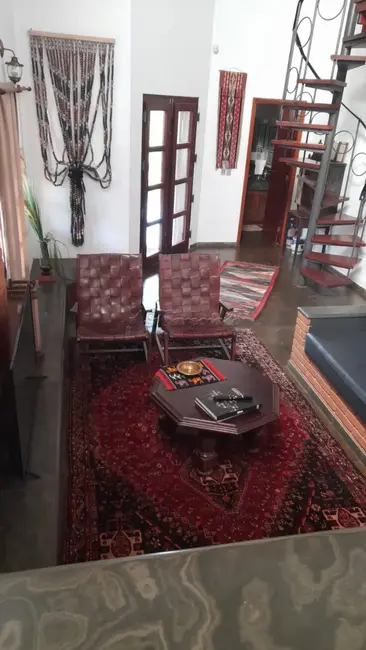 Casa de Condomínio com 4 quartos para alugar, 349m2 em Paranapanema - SP - imagem 6 Foto 6 de Casa de Condomínio com 4 quartos para alugar, 349m2 em Paranapanema - SP