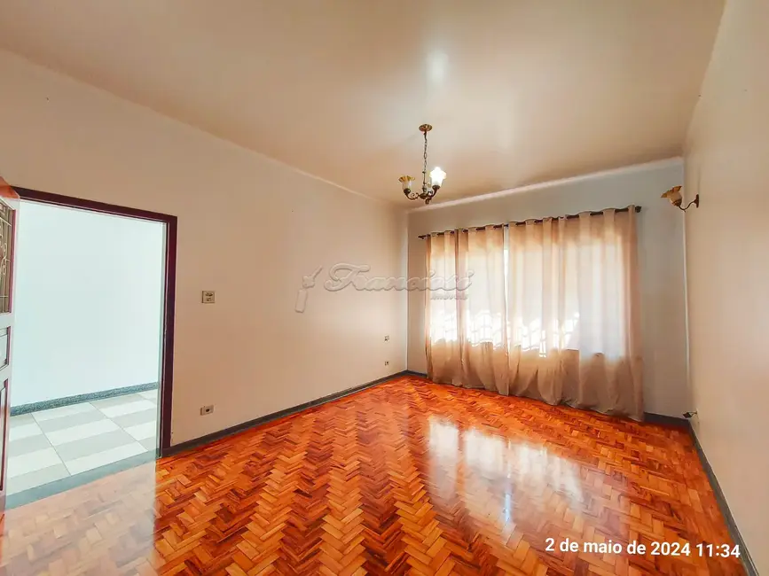 Foto 2 de Casa com 3 quartos para alugar, 188m2 em Centro, Itapetininga - SP